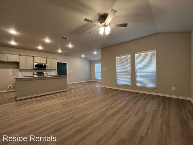 Building Photo - 3 br, 2 bath House - 7202 25th St