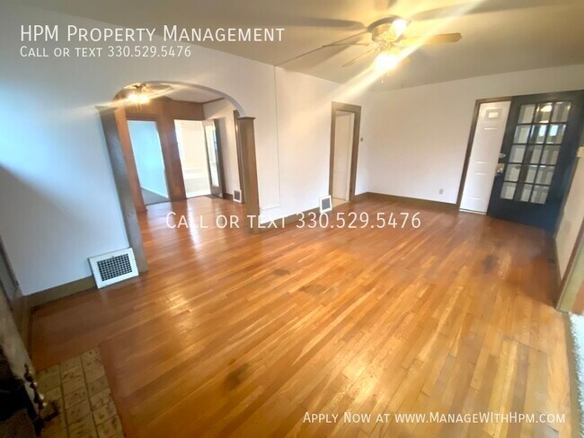 Foto del edificio - 2109 Woodland Ave NW