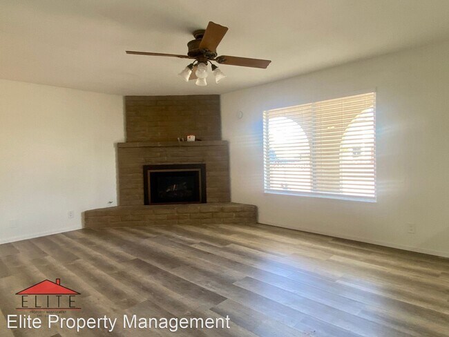 Foto del edificio - 3 br, 2 bath House - 600 W Atkins Ave