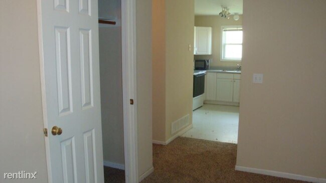 Building Photo - 3 br, 2 bath House - 905 New York St