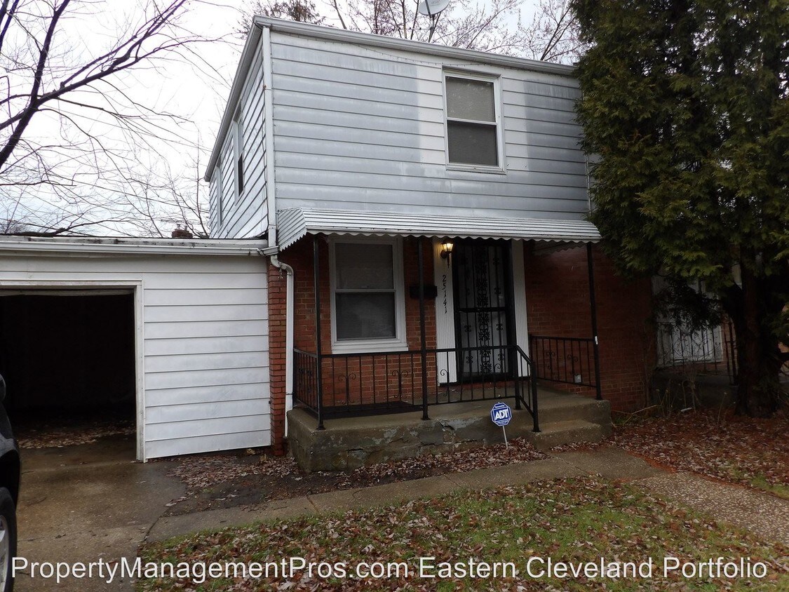 Primary Photo - 25141 Treadwell Ave