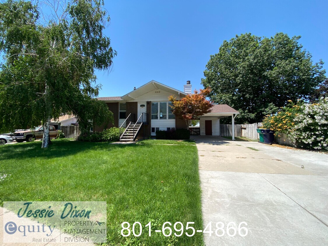 Primary Photo - 2687 N 1450 E