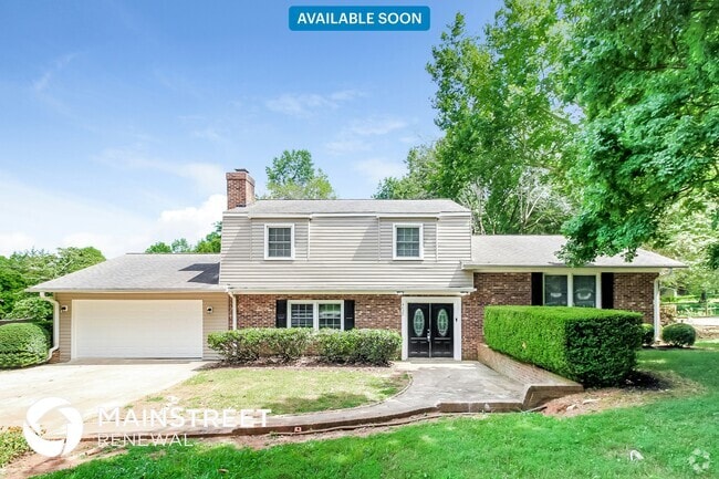 Building Photo - 4635 Woodsman Way