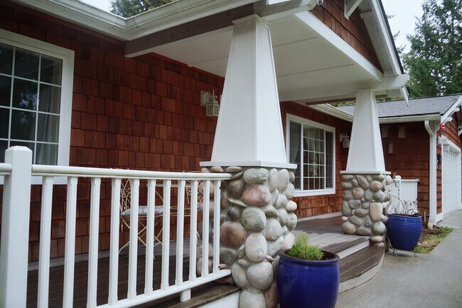 Foto del edificio - 20816 NE 11th St