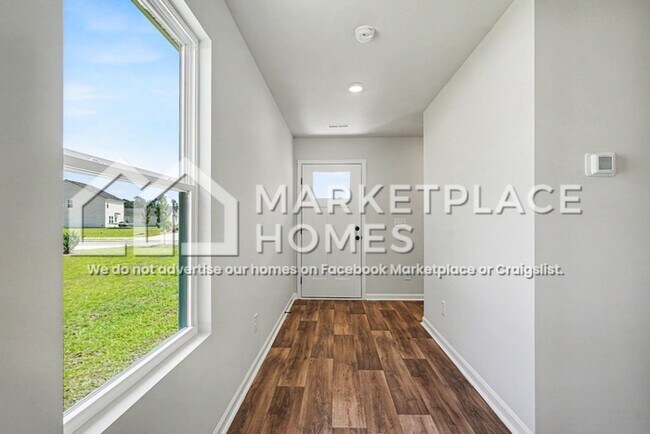 Foto del edificio - 183 Birchwood Dr