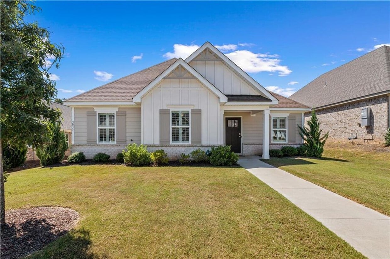 Cottage Style 4 Bedroom Home in Camden Ridge - Cottage Style 4 Bedroom Home in Camden Ridge