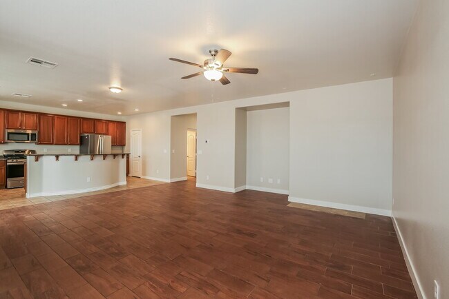 Building Photo - 6008 Stibor St