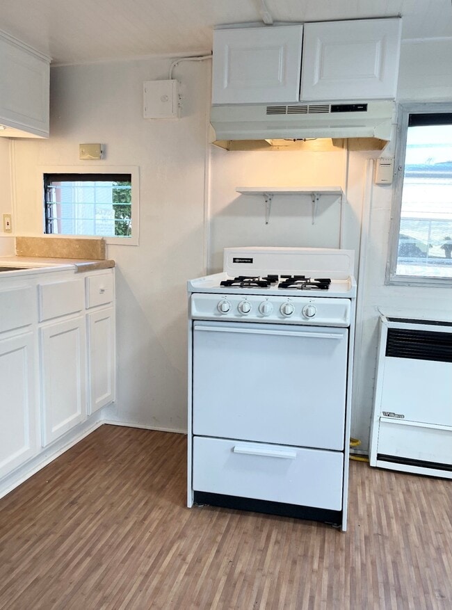 Foto del edificio - 15012 Lemoli Ave