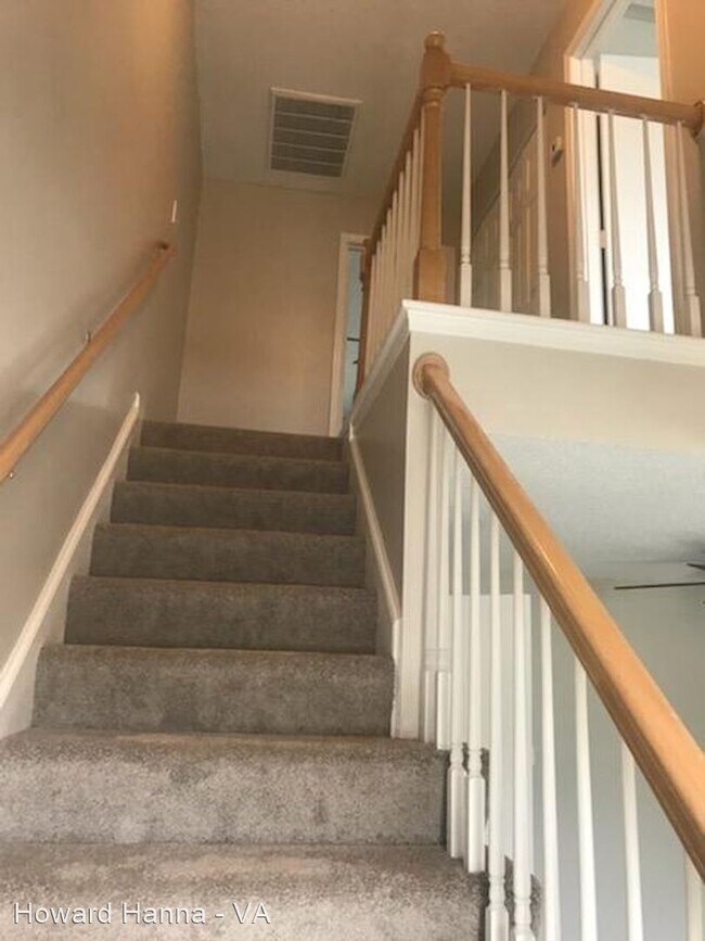 Building Photo - 2 br, 2.5 bath House - 624 Brisa Court