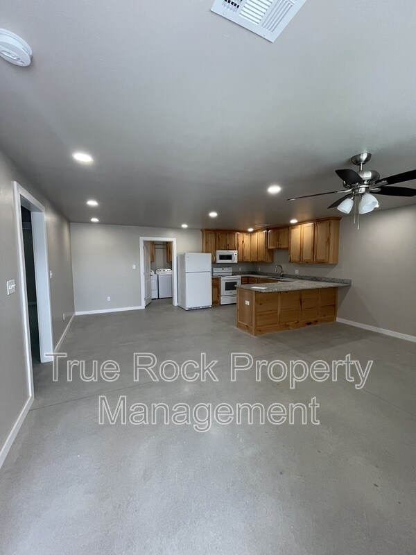 Foto del edificio - 13802 County Rd 1554