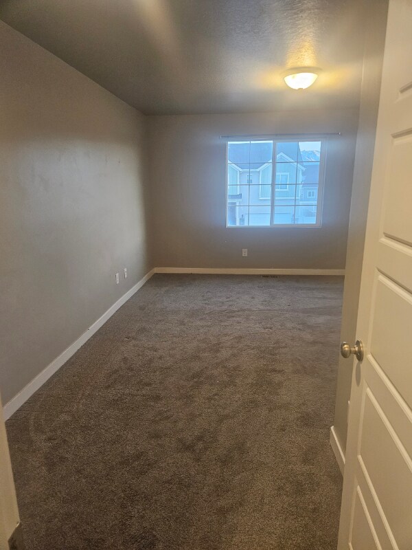 Foto del edificio - 1044 W Osprey Dr