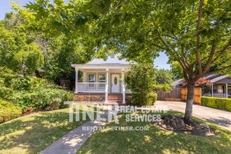 Building Photo - 603 Mormon St
