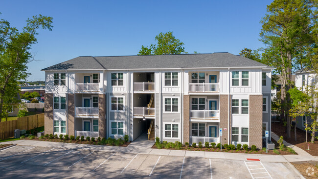 Apartamentos - Cottages at College Acres (Student Housing)