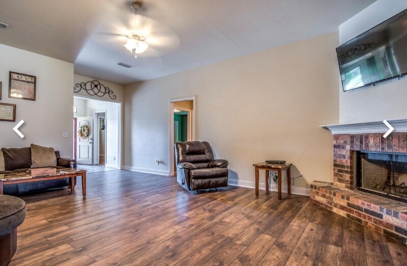 Foto del edificio - 9306 Quincy Ave