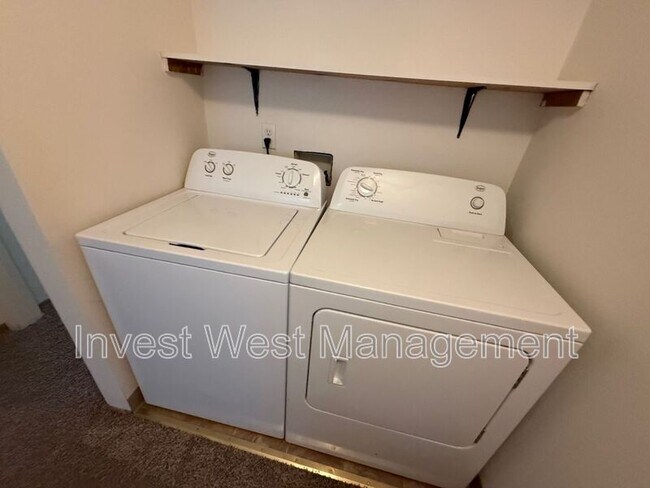 Foto del edificio - 9037 N Saint Louis Ave