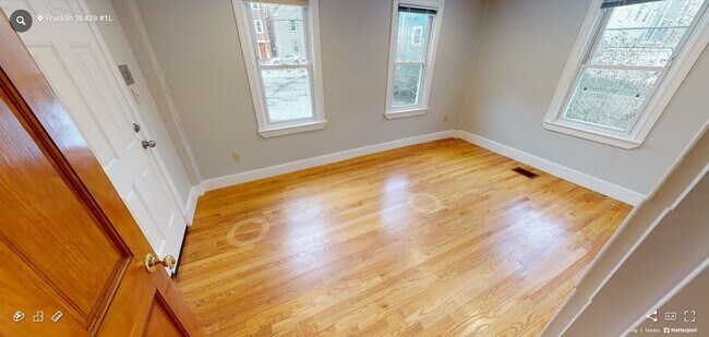 Foto del edificio - 428 Franklin St