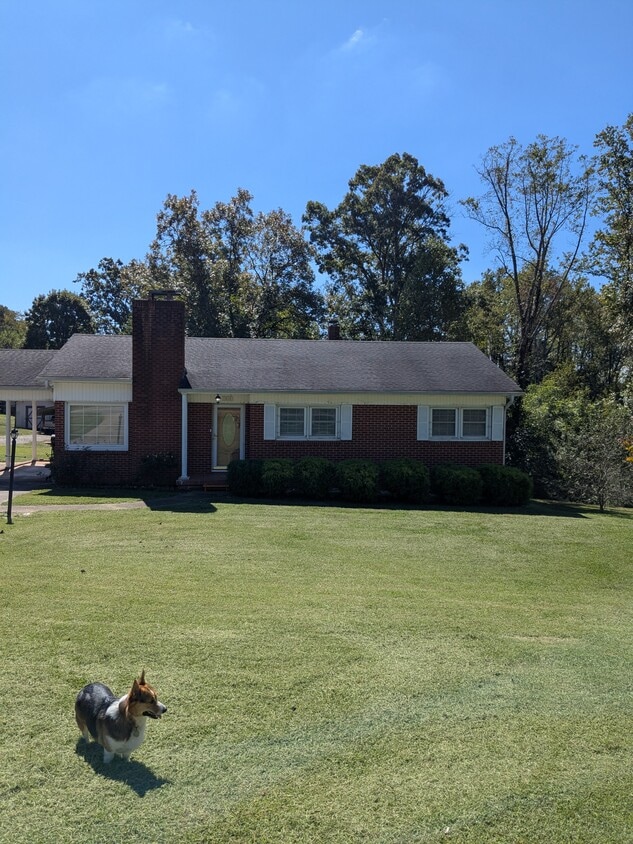 Primary Photo - 3815 Powerhouse Rd