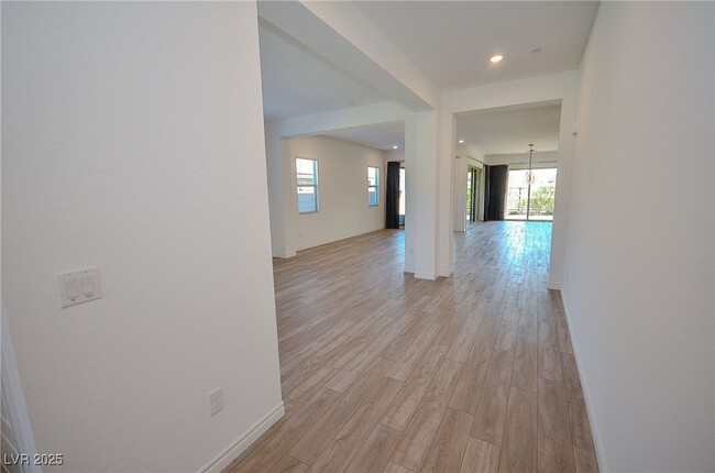 Building Photo - 12457 Heritage Bend Dr