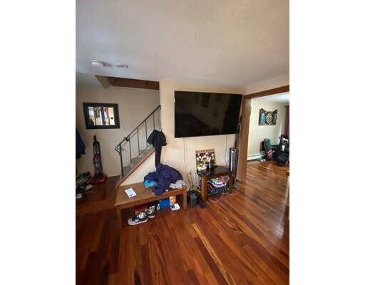 Foto del edificio - 112 W 8th St