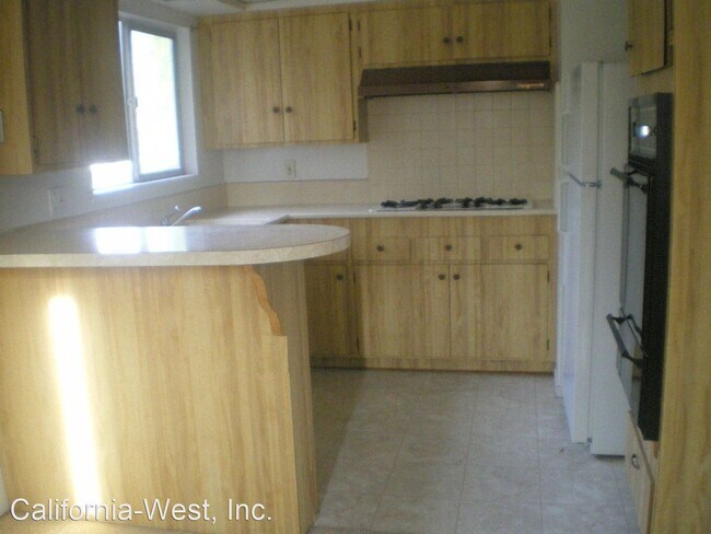 Building Photo - 3 br, 2 bath House - 1187 Seaward St.