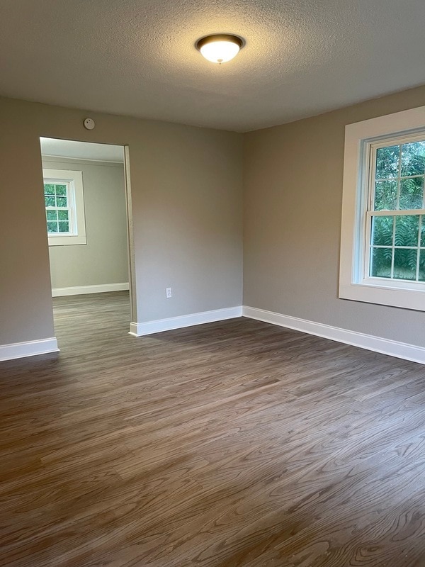 Photo - 1719 Airline Dr House