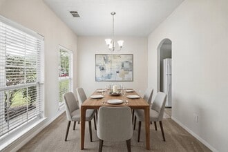 Building Photo - 8022 Indian Desert Dr