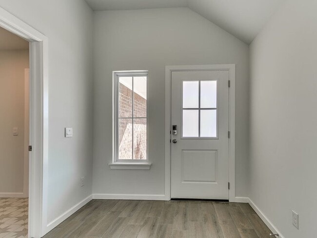 Foto del edificio - 1st Month Free - Stunning New Home!