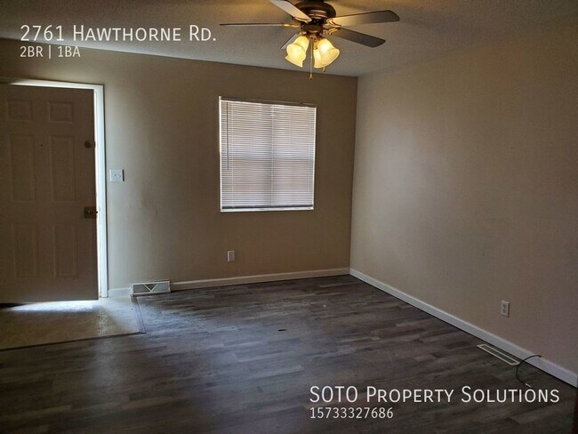 Building Photo - 2BD/1BA Pet-Friendly Duplex by Arena Park