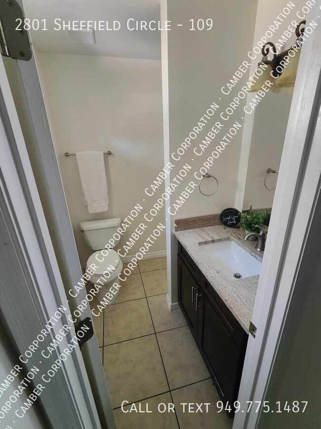 Building Photo - 2801 Sheffield Cir