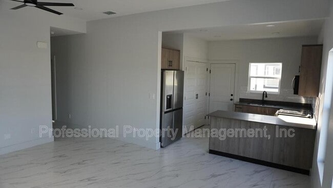 Foto del edificio - 2813 Bravo Rd