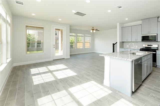Foto del edificio - 1068 Keswick Dr