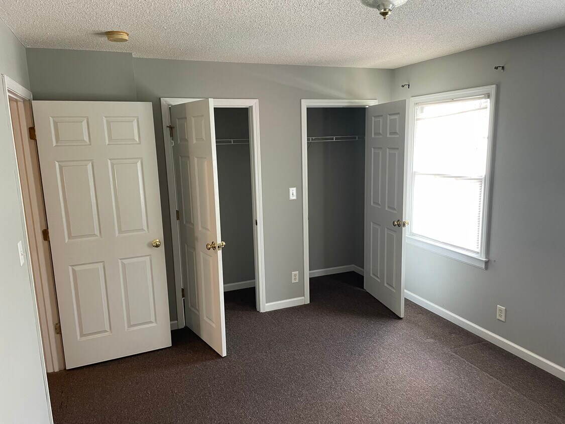 716 King Springs Rd Unit 3, Johnson City, TN 37601 Apartments in Johnson City, TN