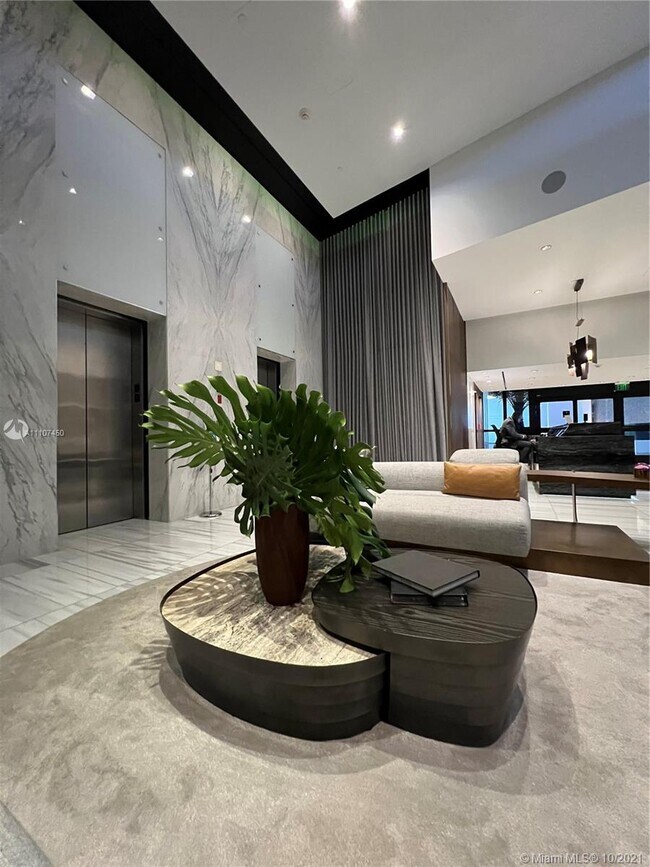Building Photo - 1100 Biscayne Blvd