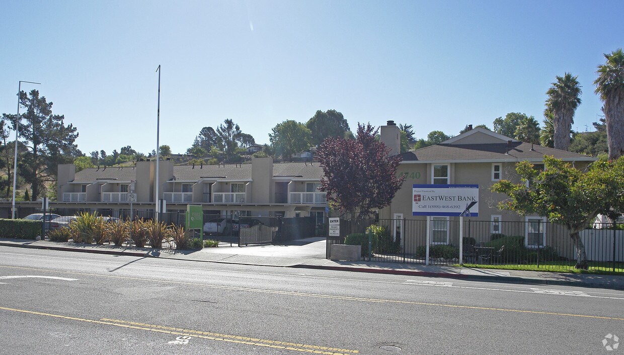 Building Photo - Mediterranea Condominiums