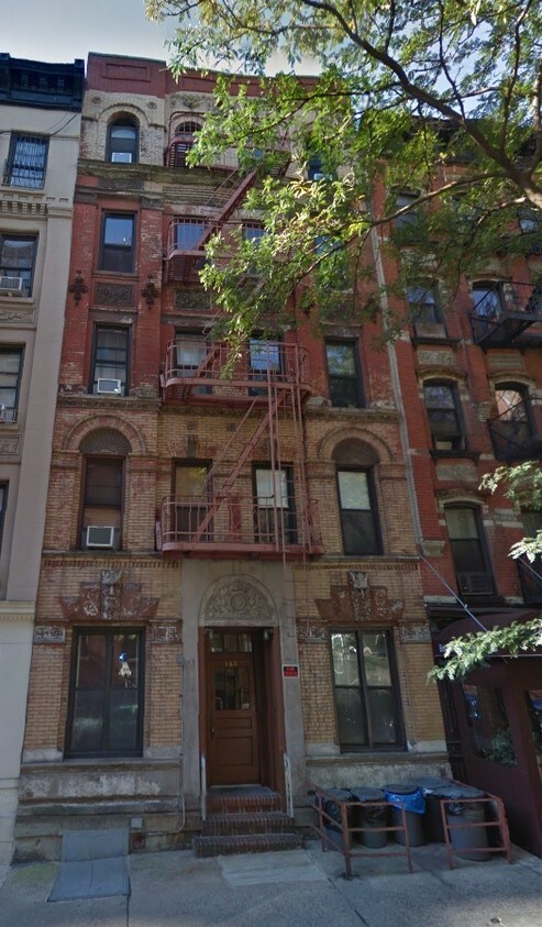 Primary Photo - 168 E 82nd St