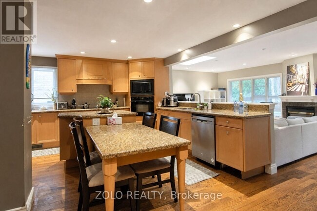 Building Photo - 4084 Rolling Valley Dr