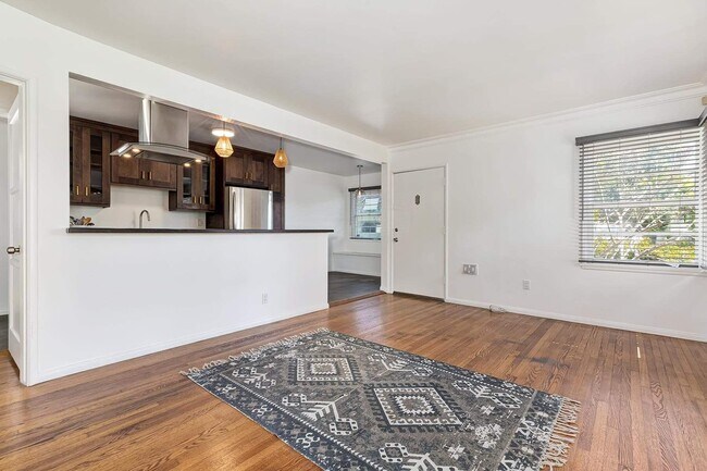Foto del edificio - 3823 Moore St