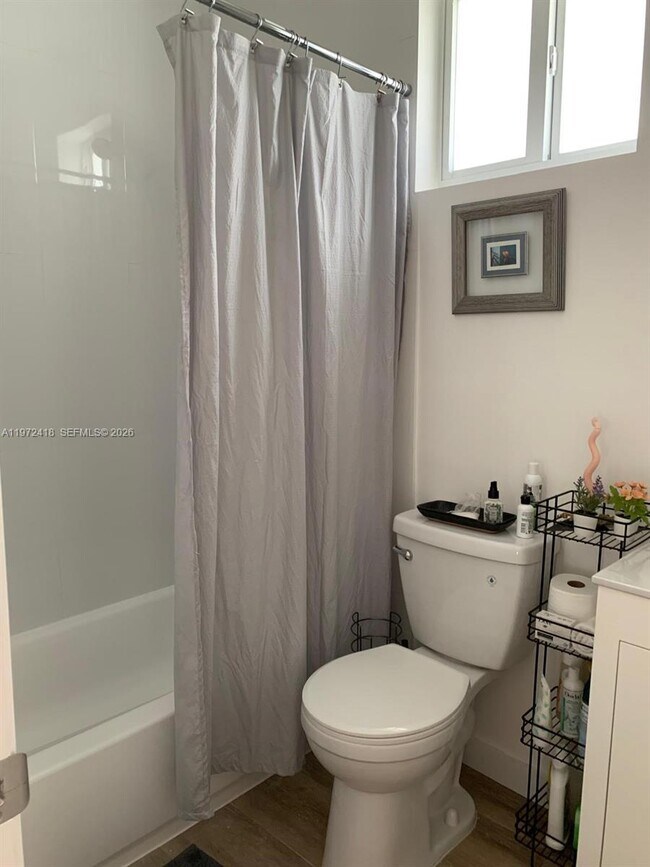 Foto del edificio - 1100 SW 126th Pl