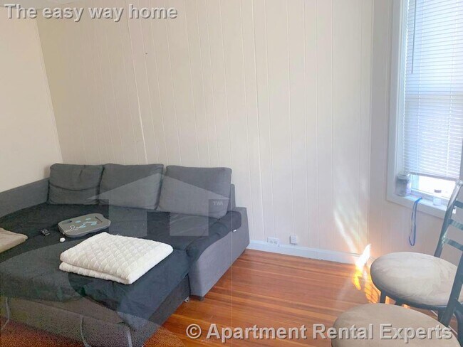 Foto del edificio - Medford / Wellington 2BR - In Unit Laundry