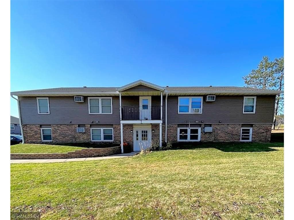 Building Photo - 710 Hillcrest St