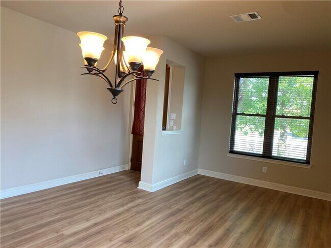Foto del edificio - 11925 Timber Heights Dr