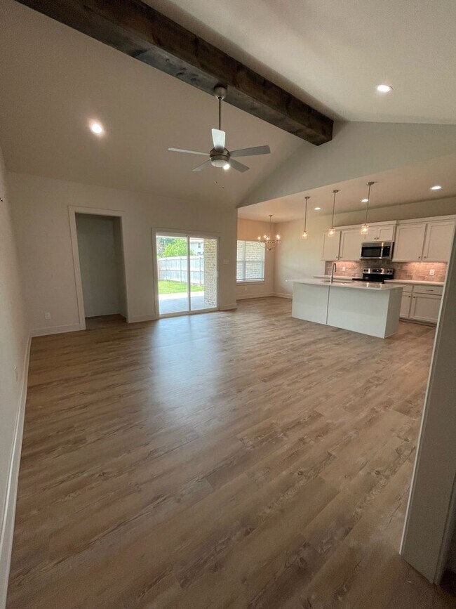 Foto del edificio - Newly Build Southside Three Bedroom Home
