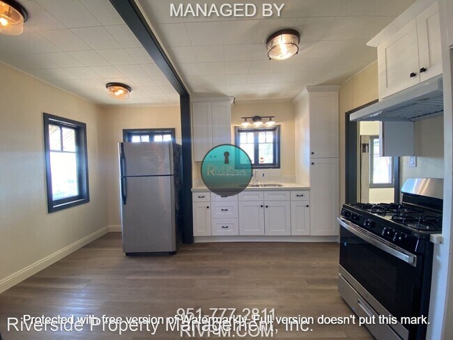 Building Photo - 2 br, 1 bath House - 1337 Malaga Dr.