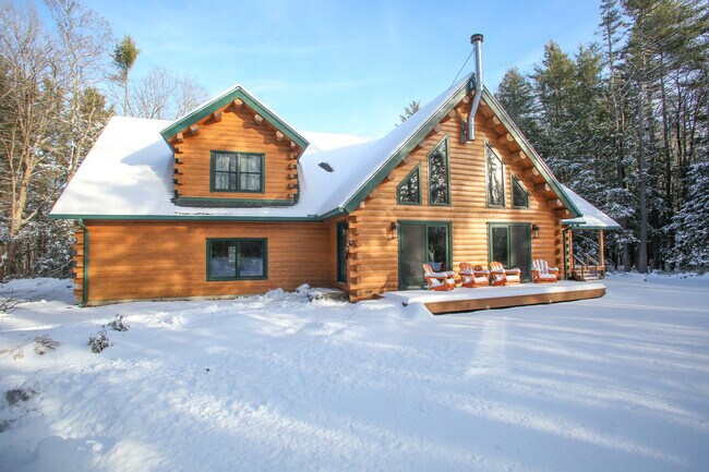 Foto del edificio - 320 Lakeshore Dr