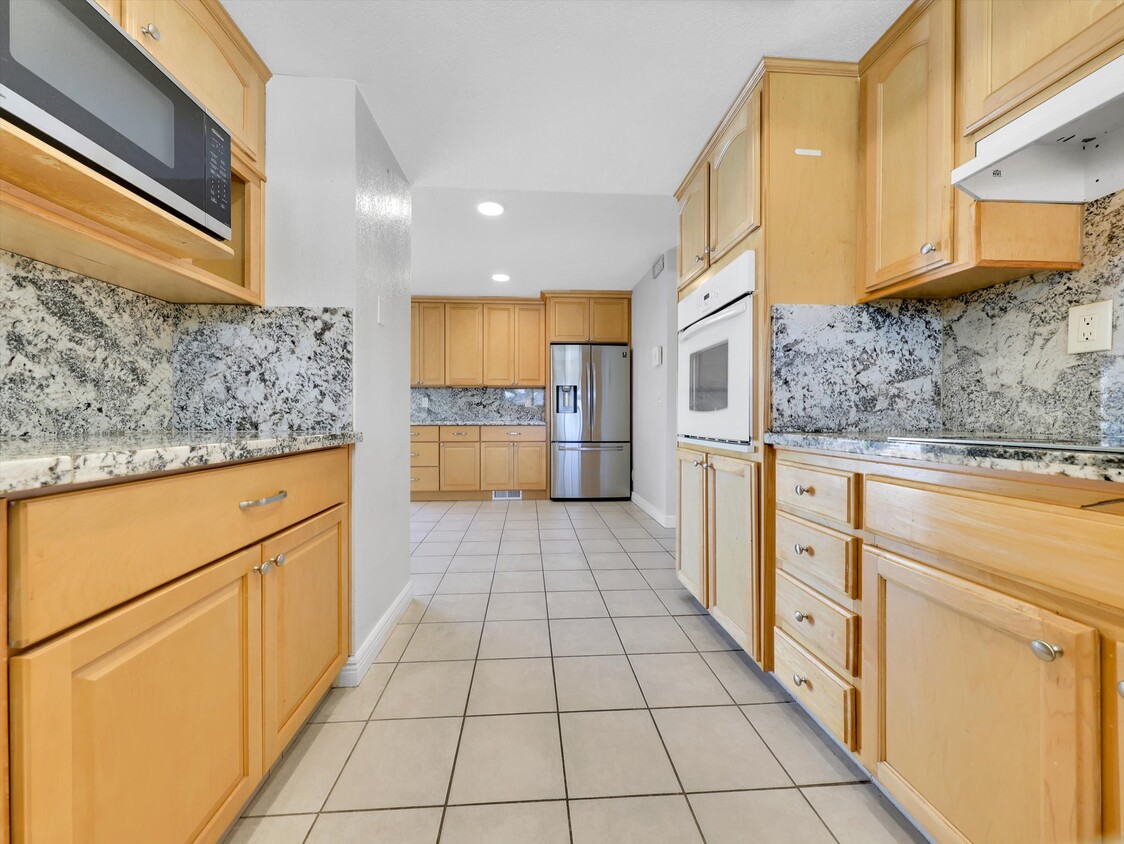 Photo - 36444 Peugeot Pl (Newark, CA)