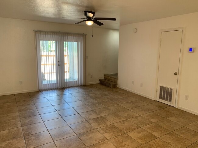 Foto del edificio - 6120 SW 12th Pl