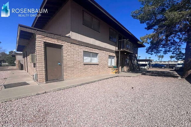 Foto del edificio - 1756 E 6th Ave