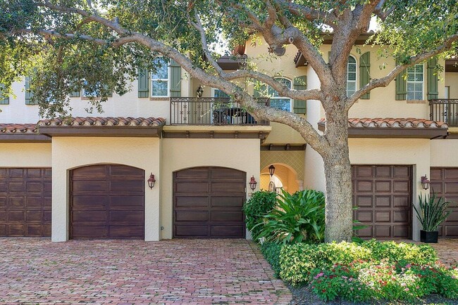 Building Photo - 258 Venetian Dr