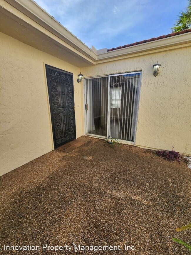 Foto del edificio - 3 br, 2 bath House - 739 Green Valley Lane