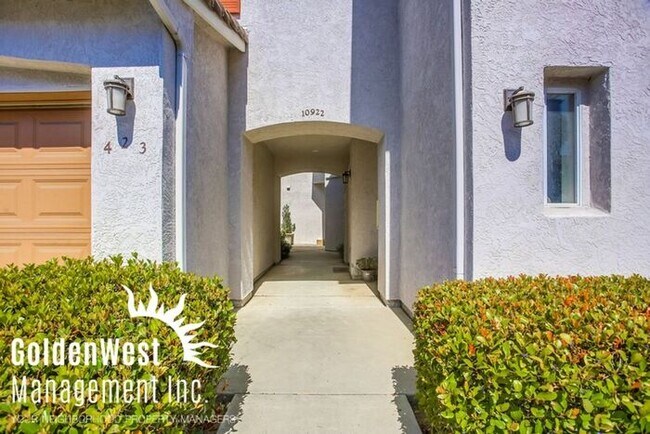 Foto del edificio - Stunning 2Bdm 2Ba Townhouse at Scripps Ran...